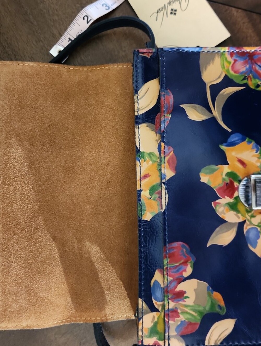 Patricia Nash Navy Floral Patent Crossbody With Bag NWT - Picture 8 of 16
